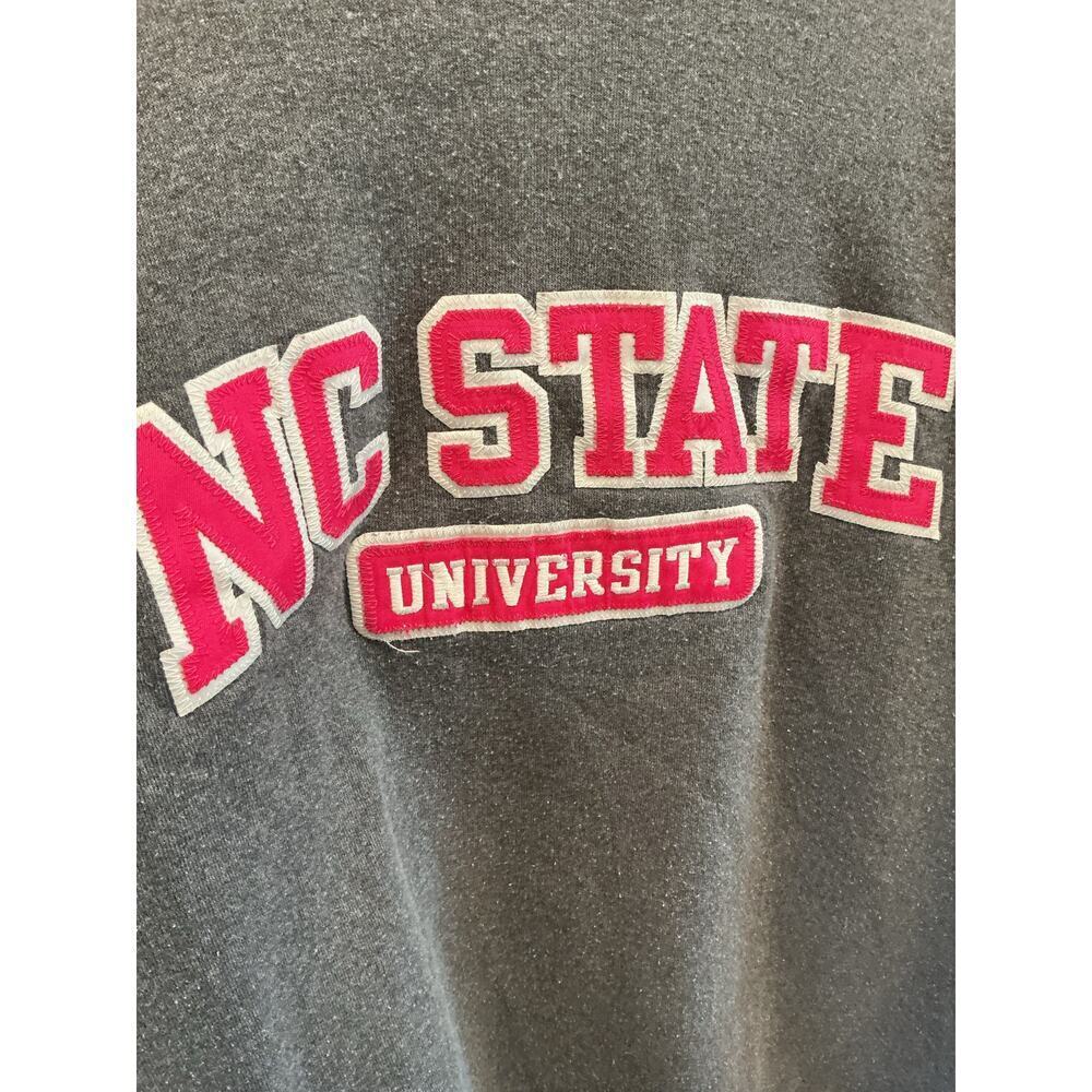 Vintage Champion Sweatshirt Womens Size Medium NC State Wolfpack Grey Pink 90s - Picture 2 of 10